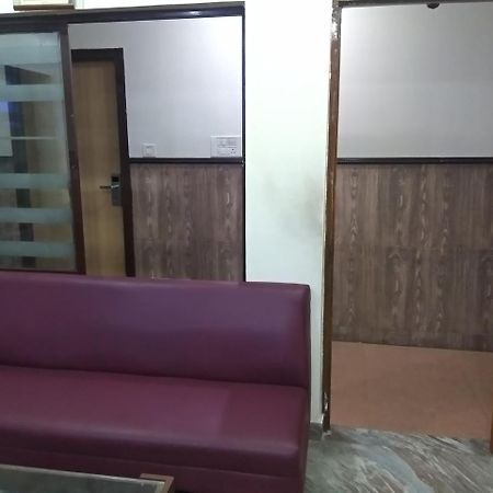 טירופאטי Sai Tirumala Residency מראה חיצוני תמונה