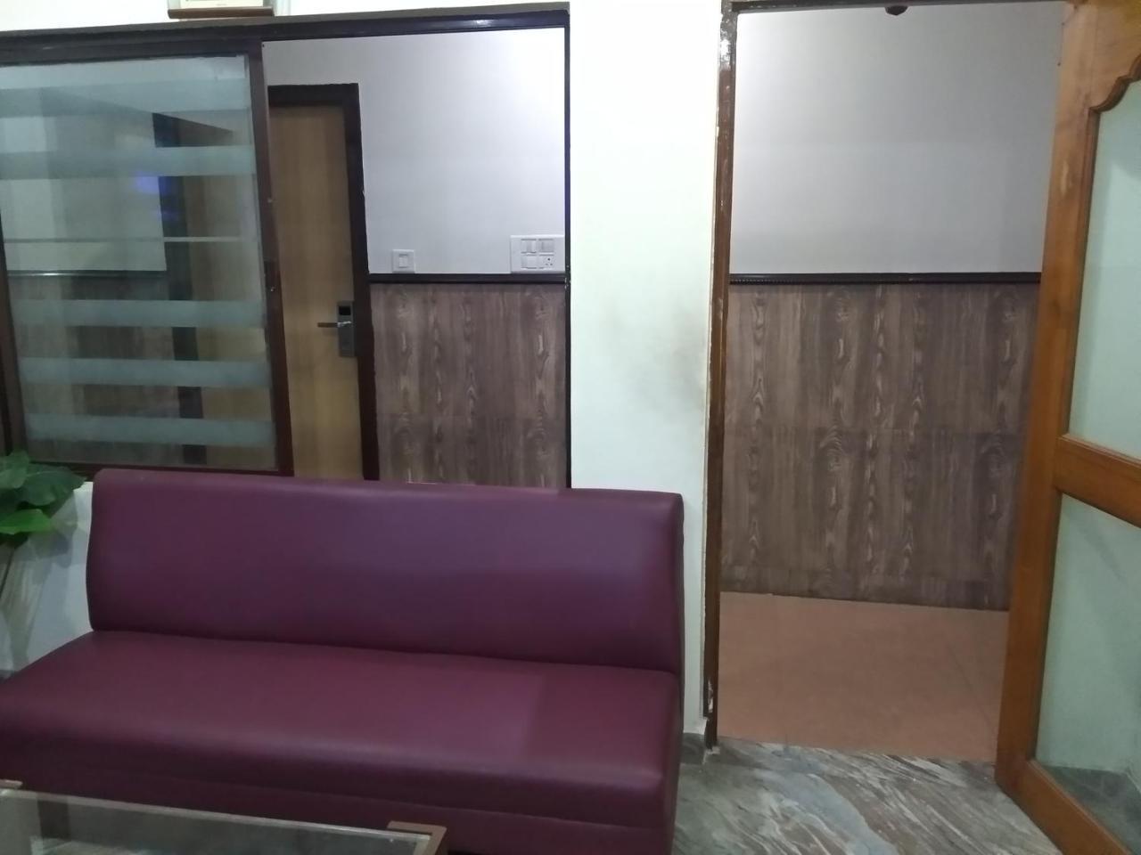 טירופאטי Sai Tirumala Residency מראה חיצוני תמונה