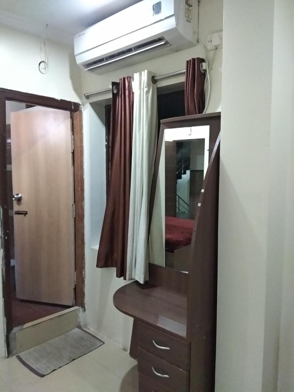 טירופאטי Sai Tirumala Residency מראה חיצוני תמונה