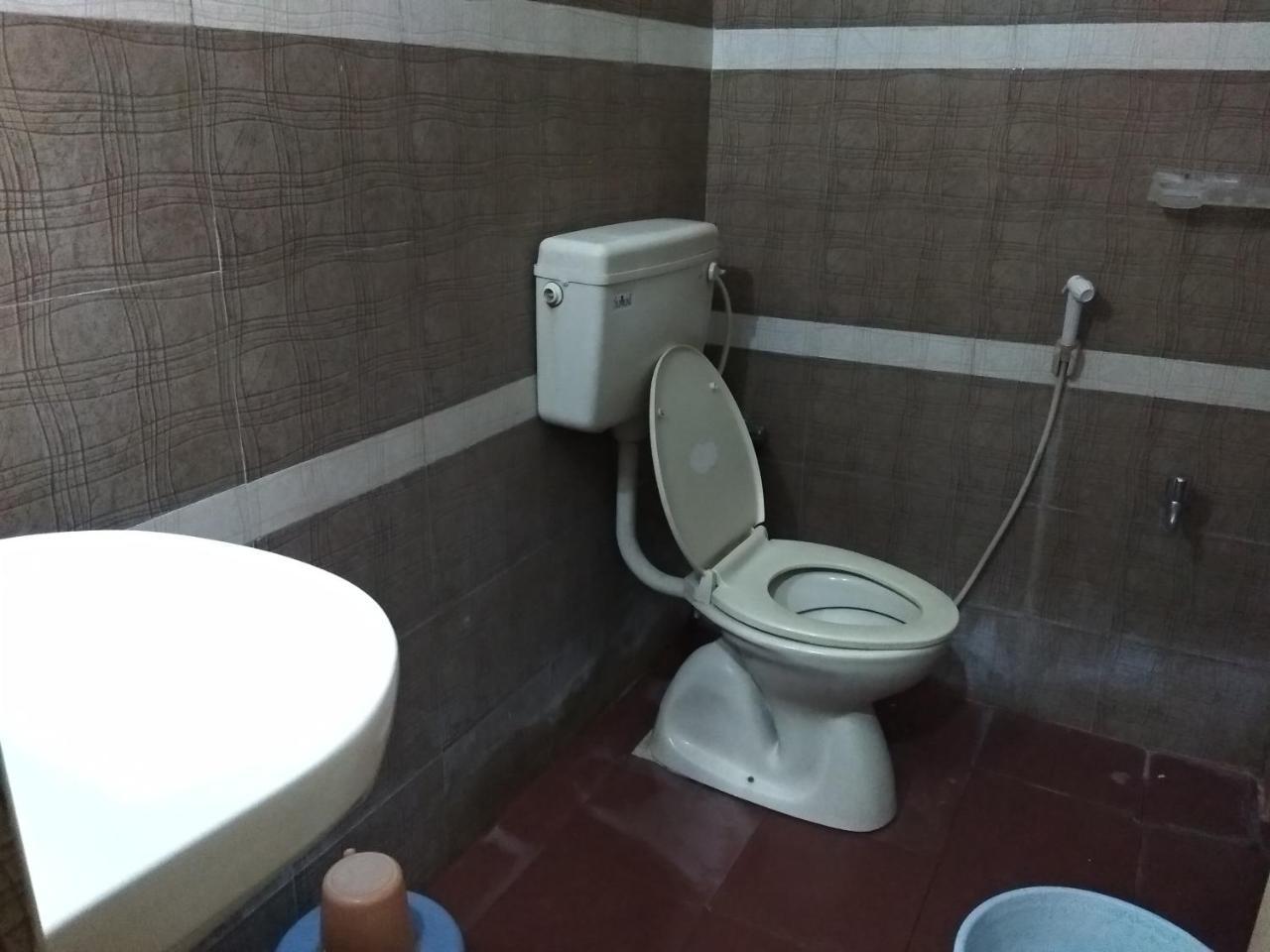 טירופאטי Sai Tirumala Residency מראה חיצוני תמונה